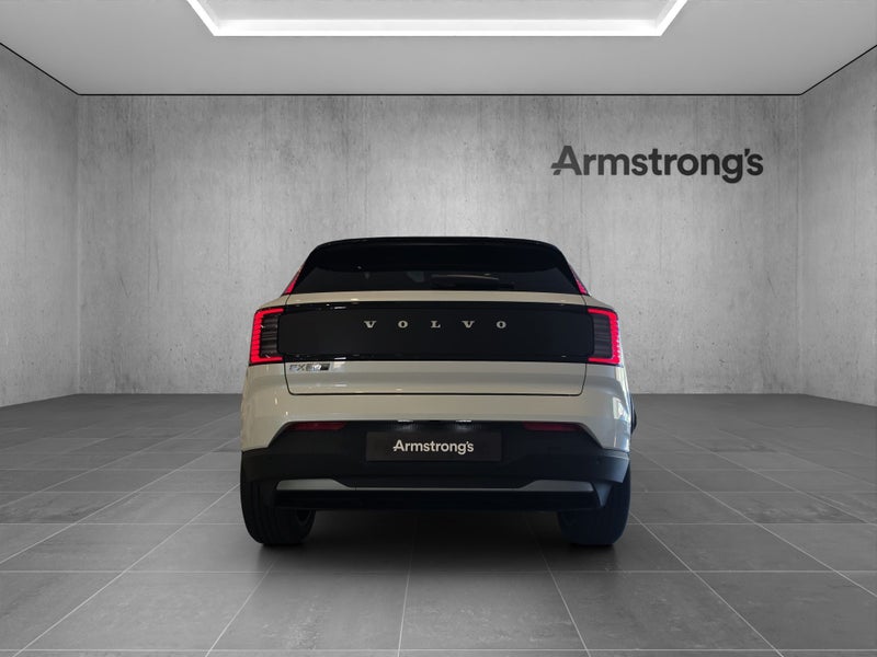 2026 Volvo EX30 Cross Country Ultra image 5