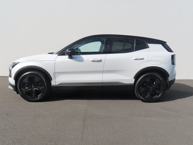 2026 Volvo EX30 Cross Country Ultra TM Perf image 4