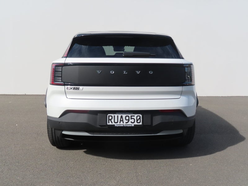 2026 Volvo EX30 Cross Country Ultra TM Perf image 5