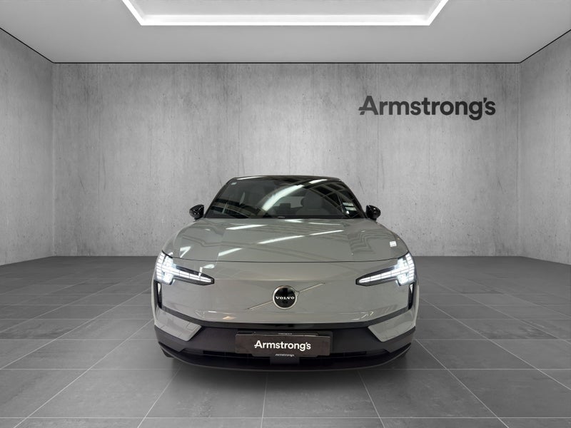 2026 Volvo EX30 Ultra Single Motor Extended Range image 2