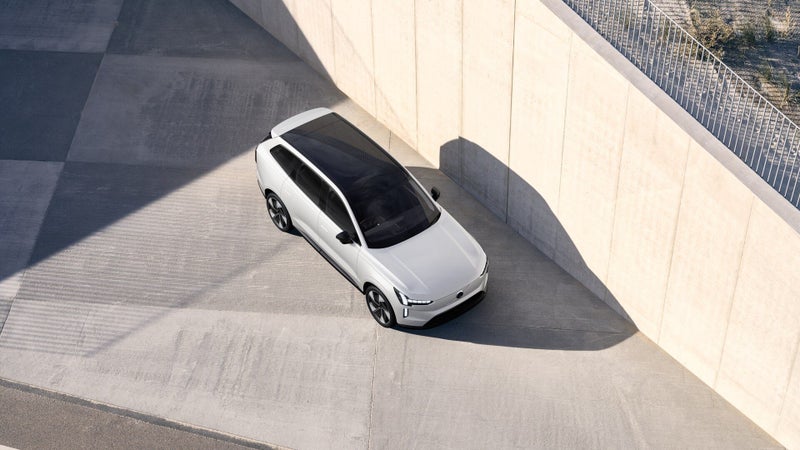2026 Volvo EX90 Ultra Twin Motor Performance image 3