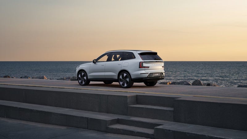 2026 Volvo EX90 Ultra Twin Motor Performance image 4