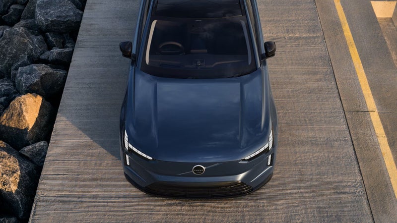 2026 Volvo EX90 Ultra Twin Motor Performance image 3