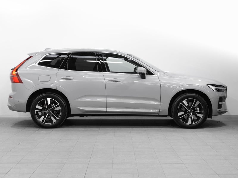2026 Volvo XC60 2026 XC60 B5 Plus 2L Petrol AWD image 3