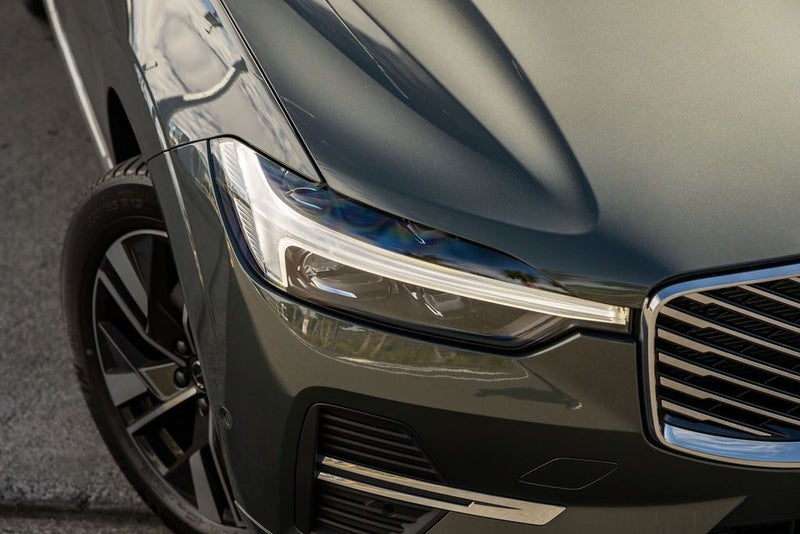 2026 Volvo XC60 B5 AWD Plus image 2