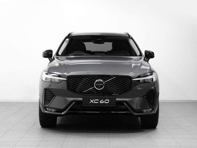 2026 Volvo XC60 B5 Ultra Dark 2L Petrol Hybrid AWD image 2