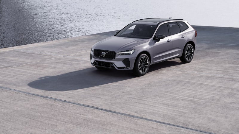 2026 Volvo XC60 T8 Ultra Plug-in Hybrid image 2