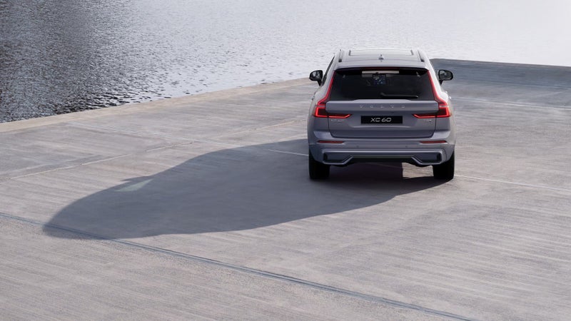 2026 Volvo XC60 T8 Ultra Plug-in Hybrid image 4