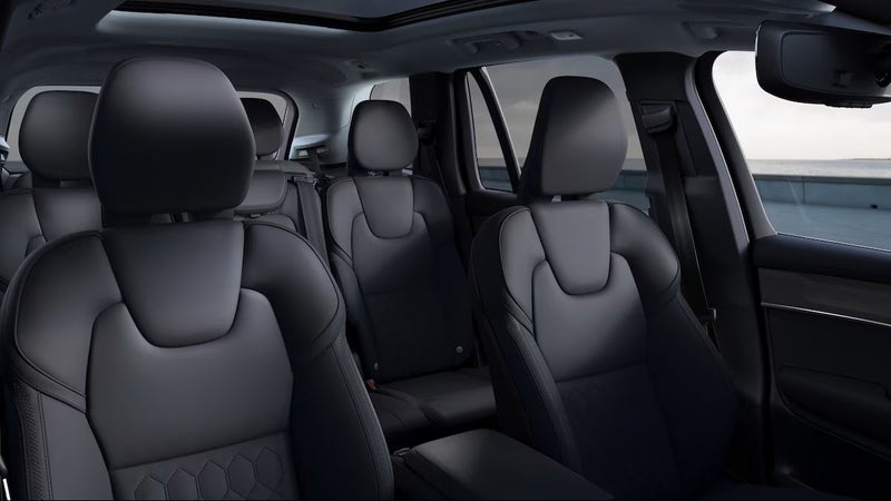 2026 Volvo XC90 B5 AWD Ultra Bright image 4