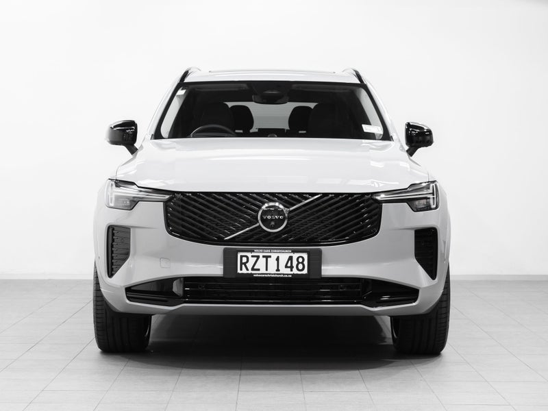 2026 Volvo XC90 B5 AWD Ultra Dark image 2