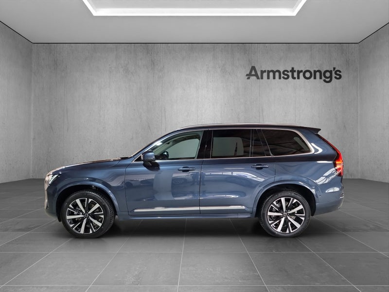 2026 Volvo XC90 B5 Plus image 5
