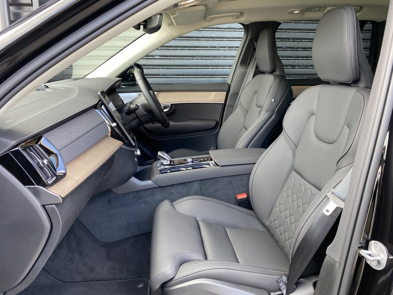 2026 Volvo XC90 B5 ULTRA BRIGHT AWD image 4