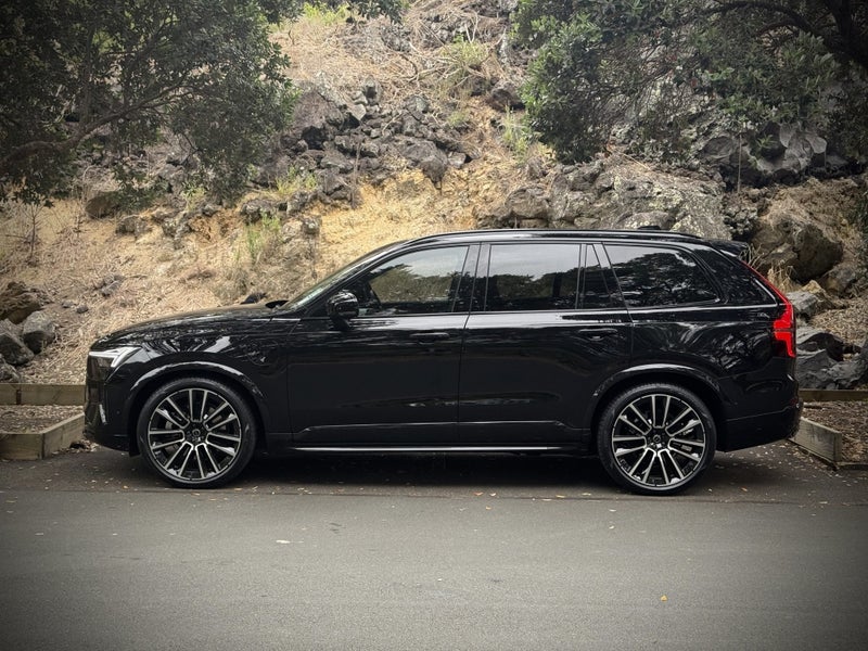 2026 Volvo XC90 T8 Ultra Plug-in Hybrid image 5