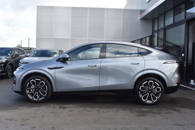 2026 XPENG G6 AWD LONG RANGE PERFORMANCE image 3