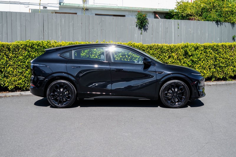 2026 XPENG G6 AWD Performance Black Edition image 2