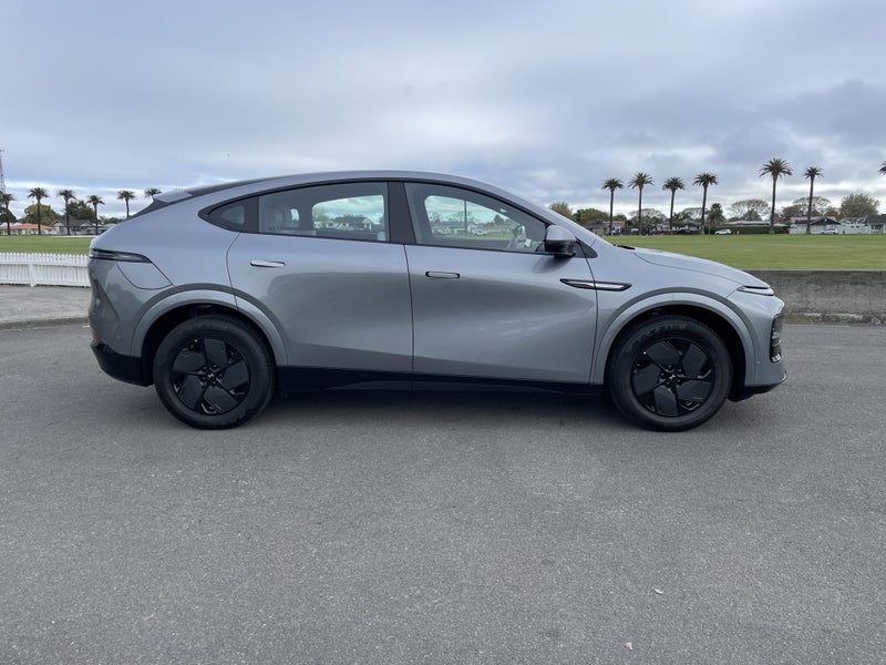 2026 XPENG G6 RWD STANDARD RANGE image 2