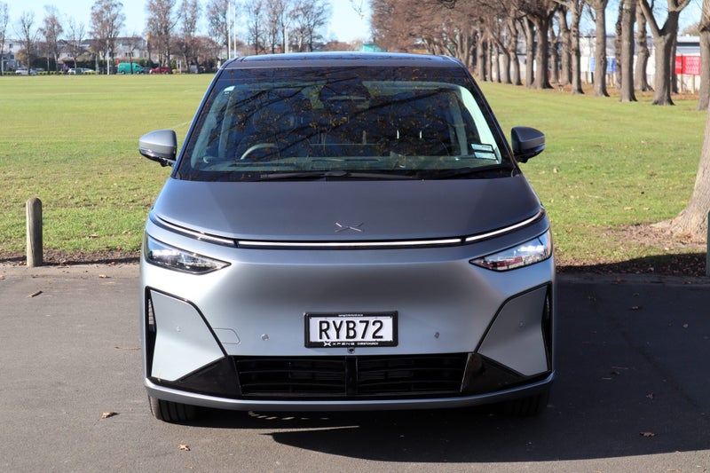 2026 XPENG X9 FWD STANDARD RANGE image 2
