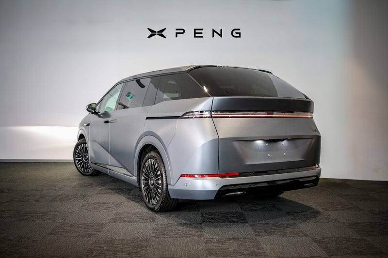 2026 XPENG X9 FWD Standard Range image 4