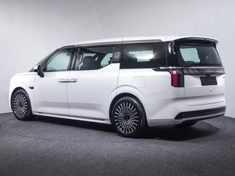 2026 Zeekr 009 7 Seat AWD 116kwh image 5