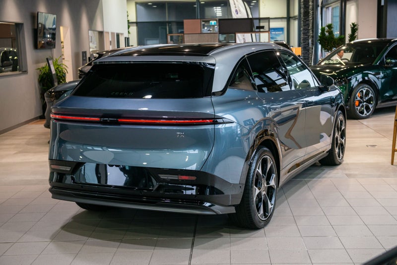 2026 Zeekr 7X Awd Performance image 2