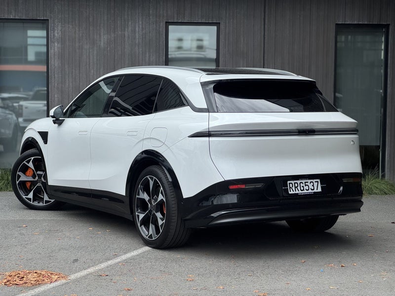 2026 Zeekr 7X Awd Performance image 4