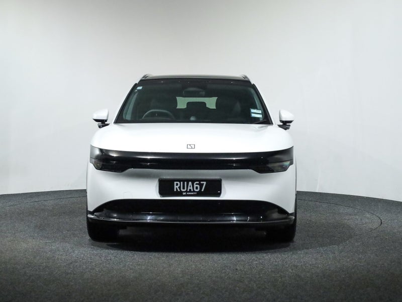 2026 Zeekr 7X Awd Performance image 2