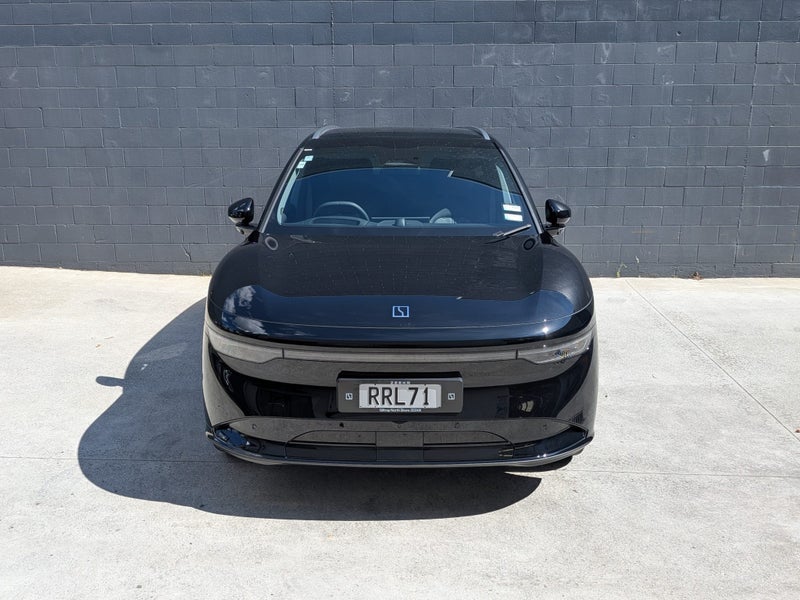 2026 Zeekr 7X Long Range RWD 100Kwh image 2