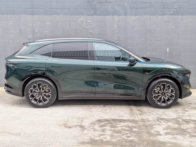 2026 Zeekr 7X Long Range RWD image 3