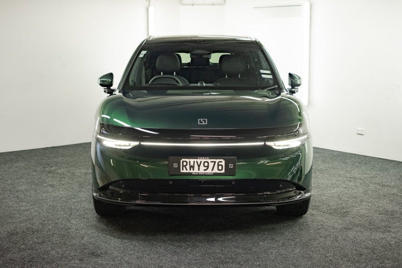 2026 Zeekr 7X Long Range RWD image 2