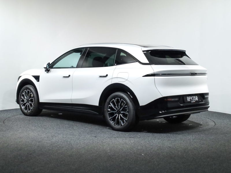 2026 Zeekr 7X LR RWD 100Kwh image 5