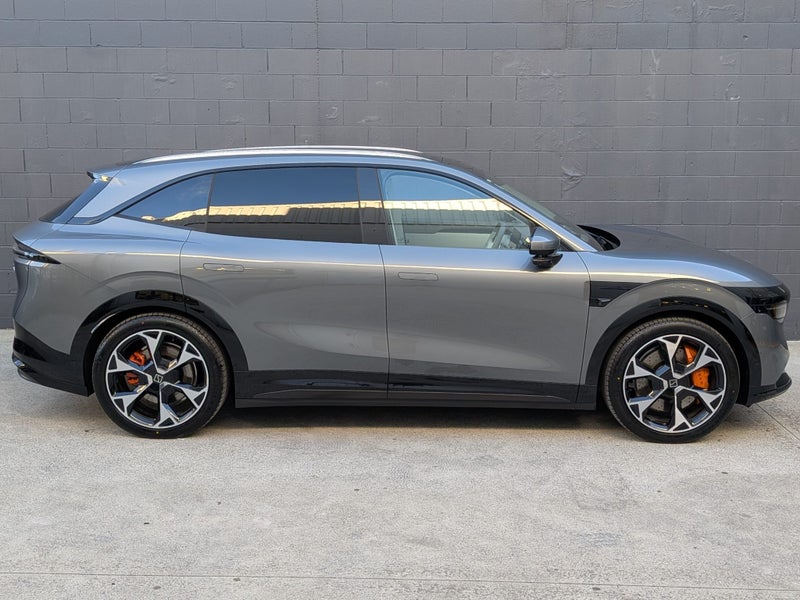 2026 Zeekr 7X Performance AWD image 3