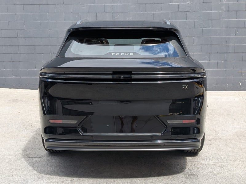 2026 Zeekr 7X RWD image 5