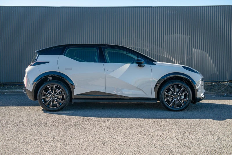 2026 Zeekr X Rwd 66Kwh/Ev/At image 5