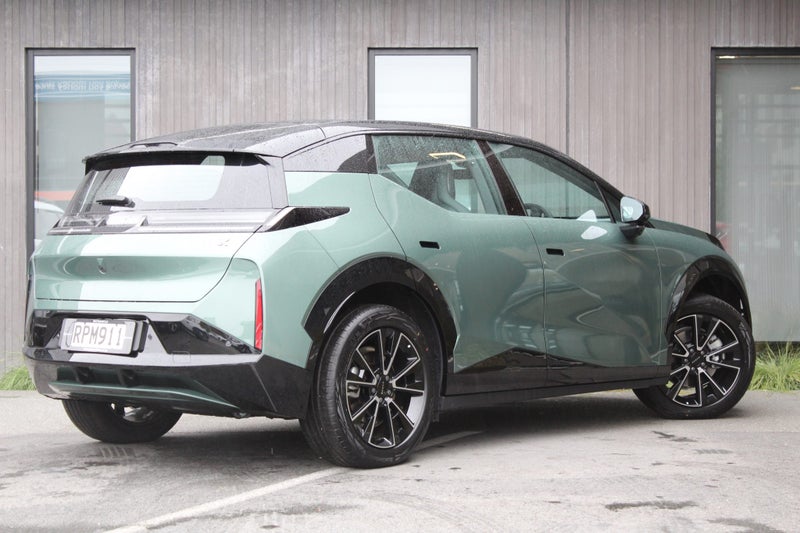 2026 Zeekr X Rwd 66Kwh/Ev/At image 3