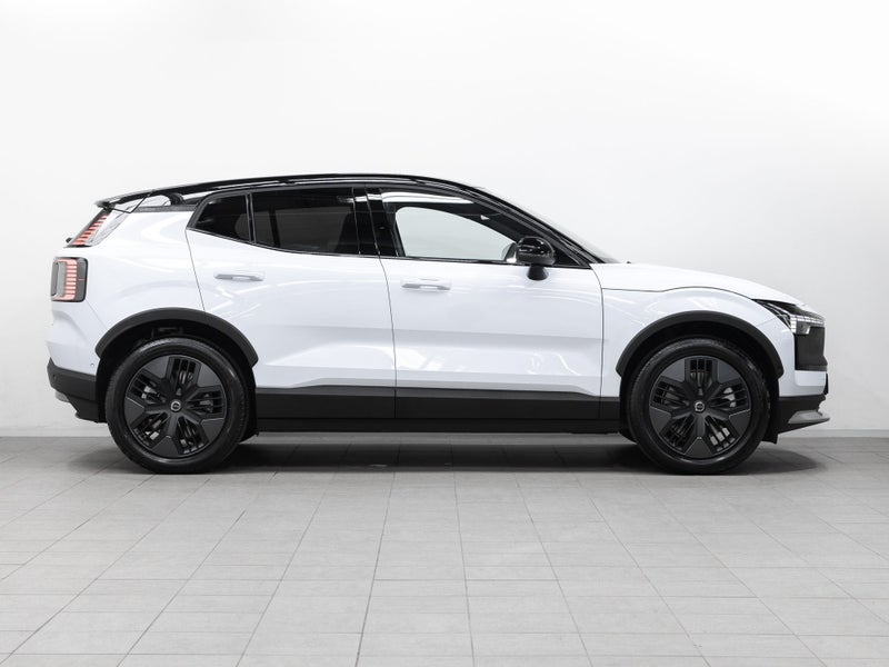 2027 Volvo EX30 Cross Country Ultra Twin Motor... image 3
