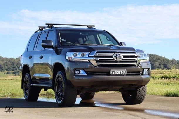2020 Toyota Landcruiser VX image 11