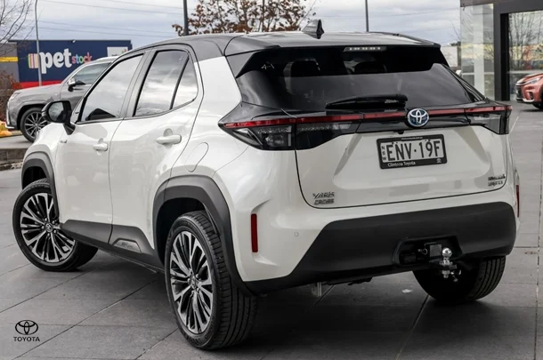 2021 Toyota Yaris Cross Hybrid Urban image 3
