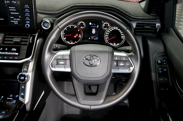 2024 Toyota Landcruiser GX image 10