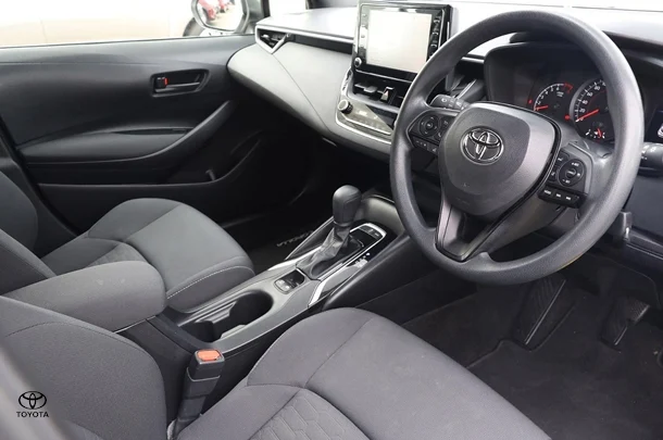 2022 Toyota Corolla Ascent Sport image 2