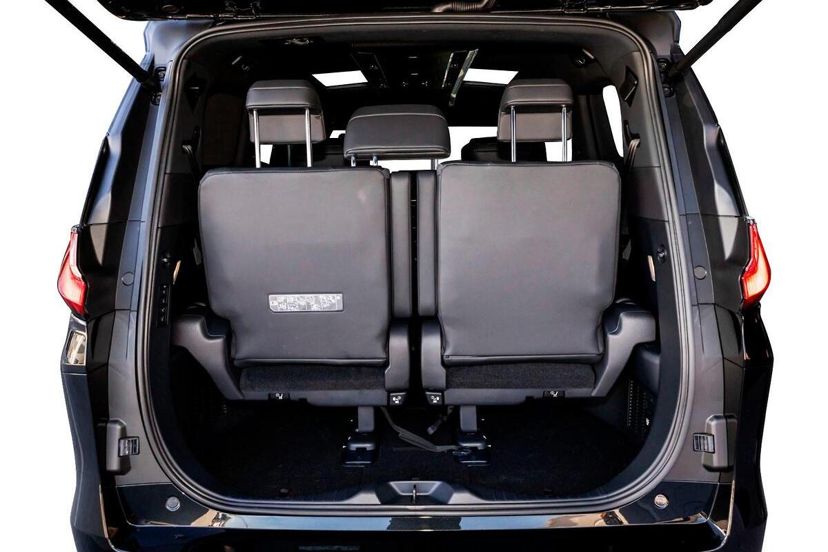 2024 Lexus LM LM350h Sports Luxury Auto 2WD image 10