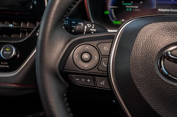 2024 TOYOTA Corolla Hatch Hybrid ZR image 14