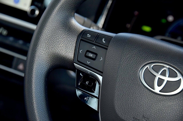 2024 Toyota Camry Hybrid Ascent image 15