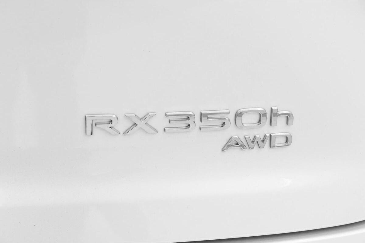 2024 Lexus RX RX350h Luxury Auto eFour image 10