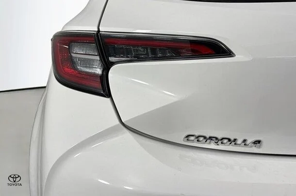 2019 Toyota Corolla Ascent Sport image 8