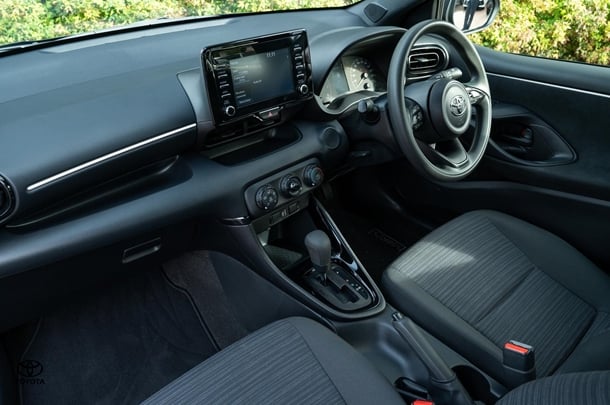 2023 TOYOTA Yaris Ascent Sport image 8