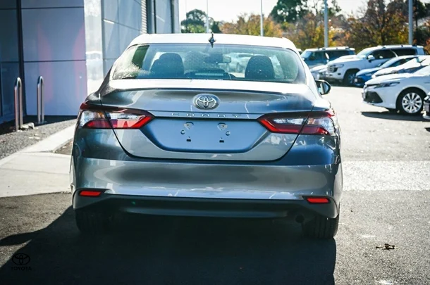 2022 Toyota Camry Ascent image 7