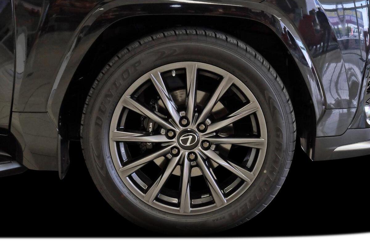 2024 Lexus LX LX600 F Sport Auto 4x4 image 20