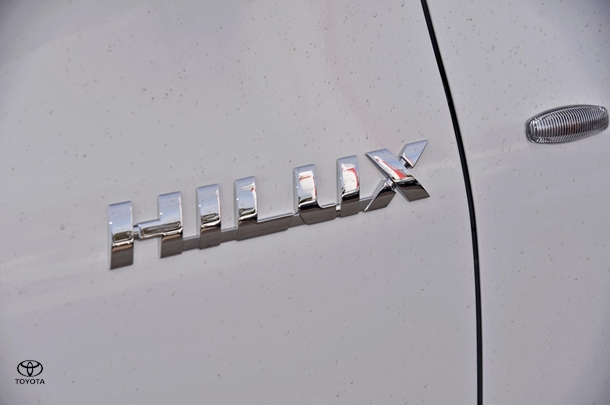 2023 Toyota Hilux 4x2 Workmate image 8