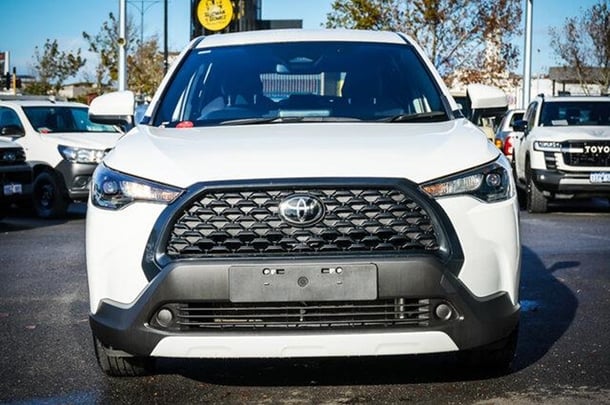 2024 Toyota Corolla Cross GX image 3