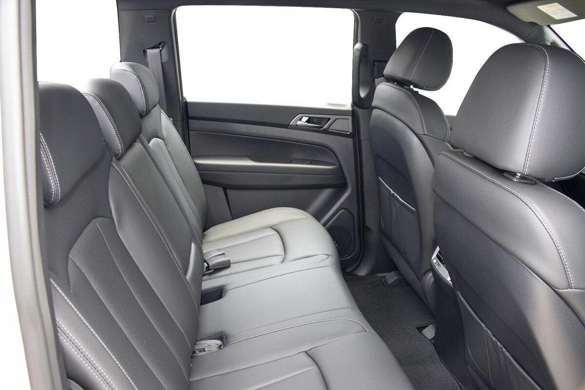 2025 KGM SsangYong Musso Adventure Auto 4x4 MY24 image 15